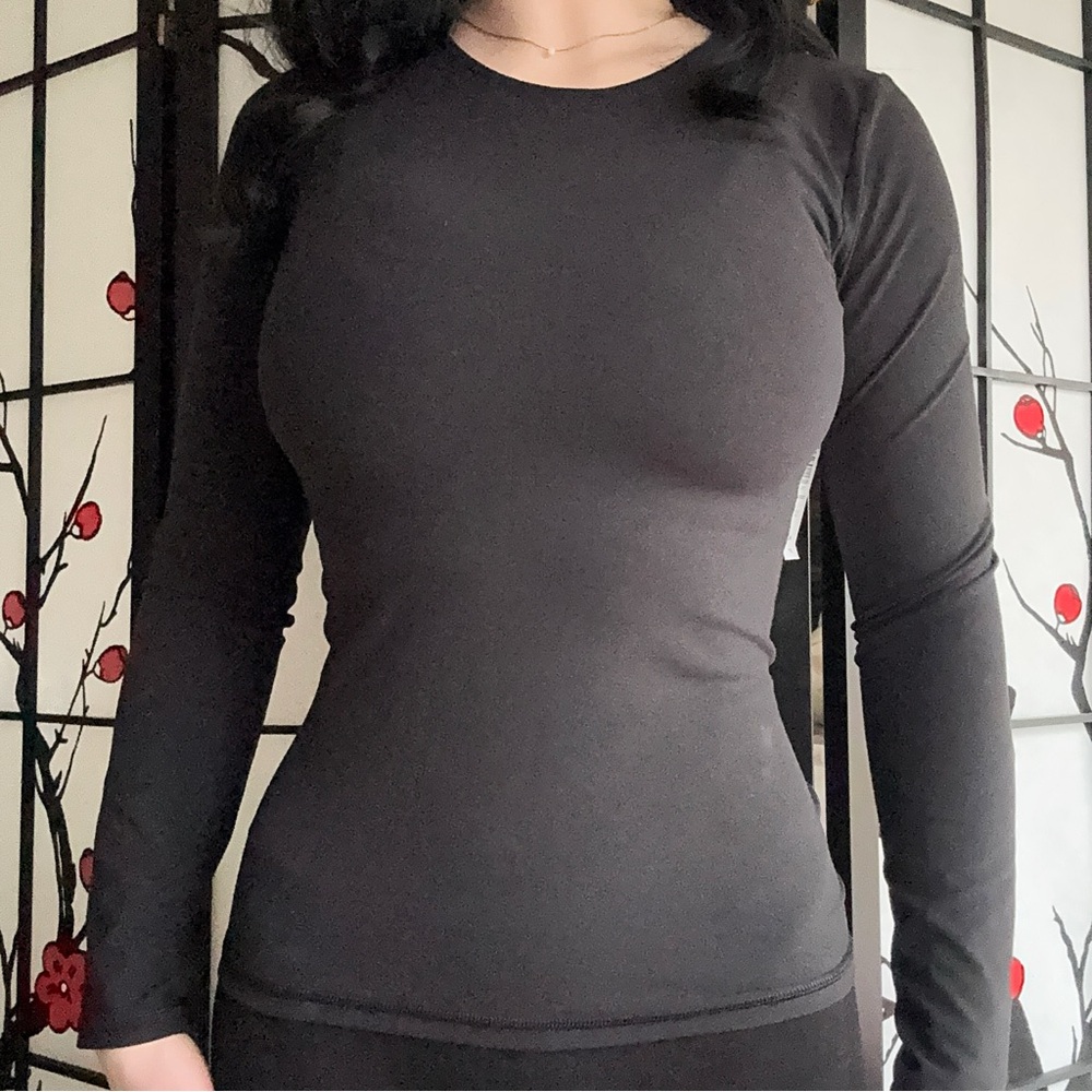 Aritzia Golden Butter Long Sleeve
